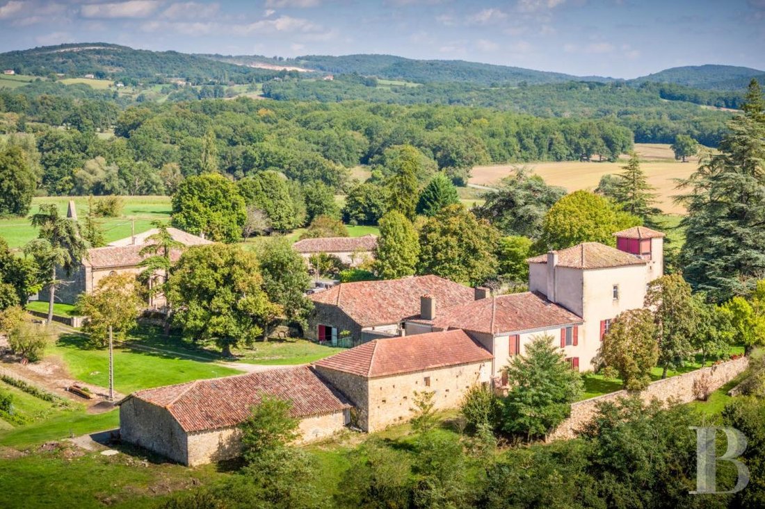 Whispers of the Comminges: A 14th-Century Hilltop Château’s Timeless Embrace