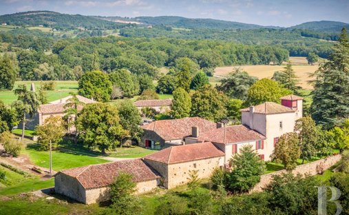 Castle for Sale in Aurignac, Occitanie, France
