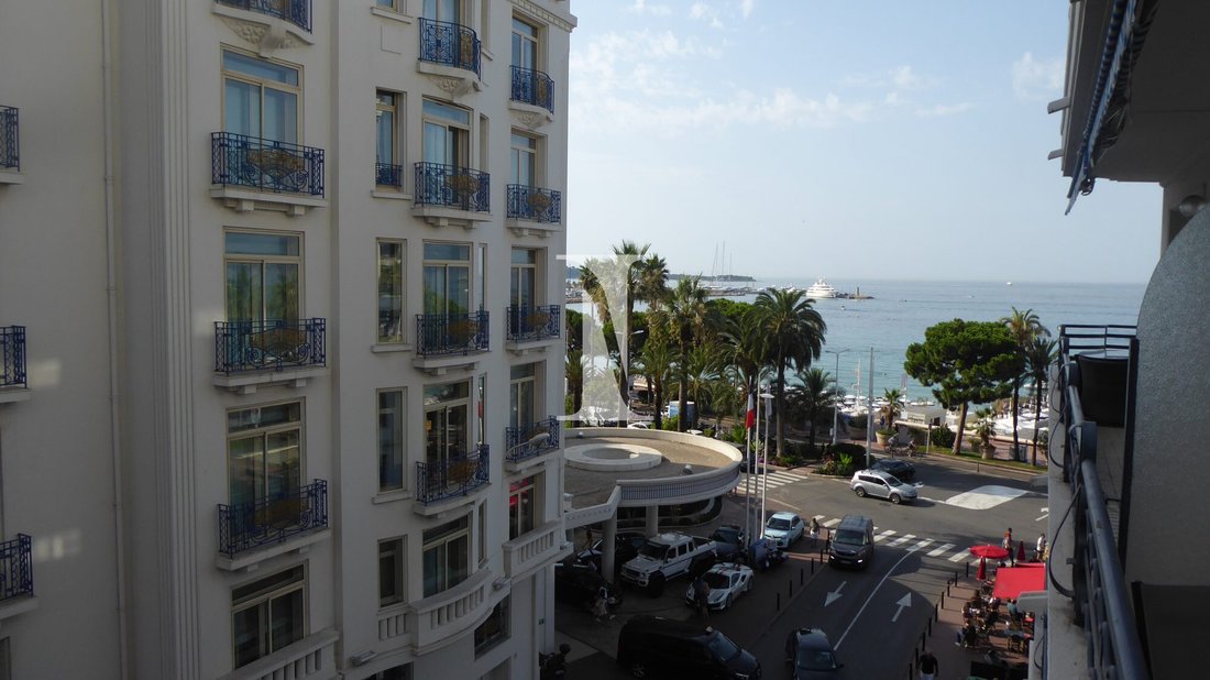Apartment in Cannes, Provence-Alpes-Côte d'Azur, France 1 - 14919168