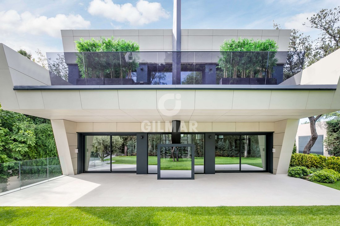 Villa in La Moraleja, Alcobendas, Comunidad de Madrid 5 - 14920417