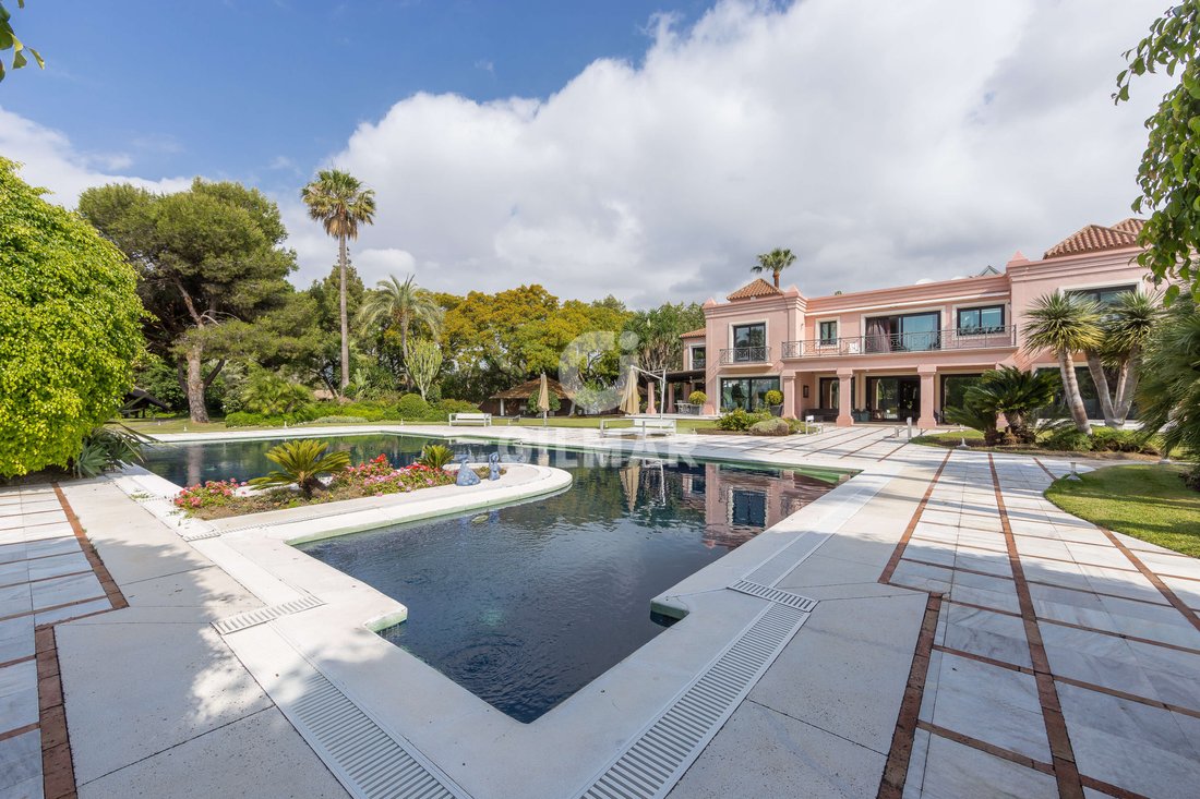 Villa in Estepona, Andalusia, Spain 1 - 14919718