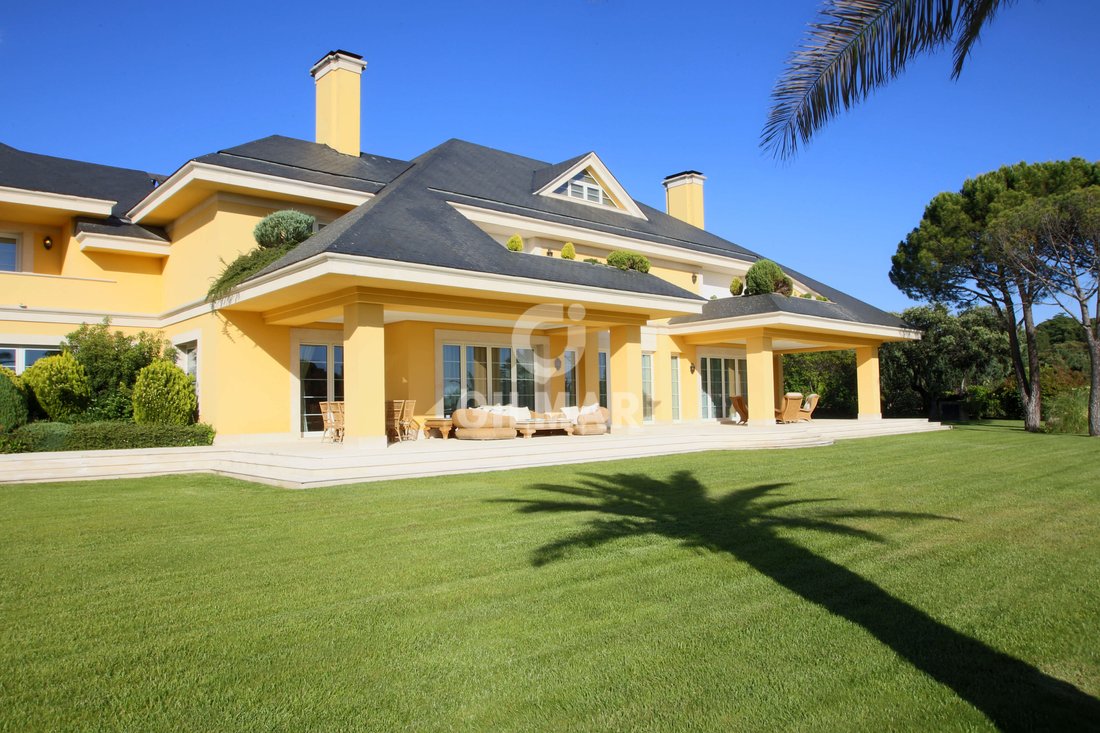 Villa in Pozuelo de Alarcon, Comunidad de Madrid, Spain 2 - 14919622