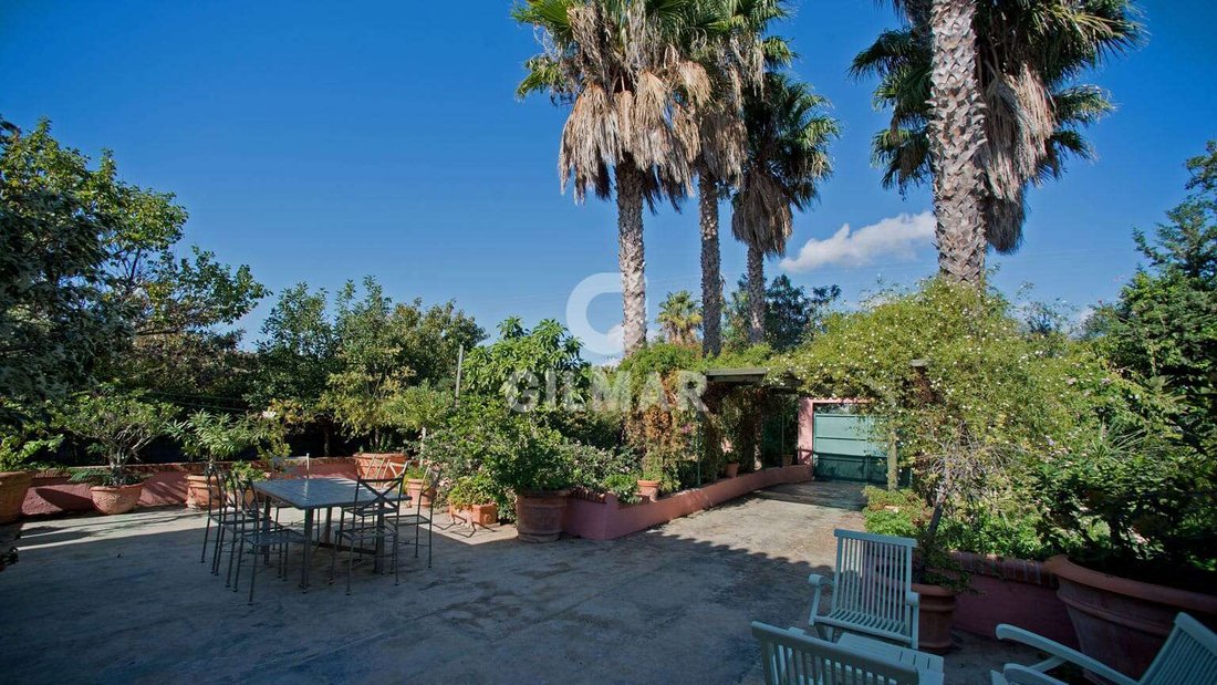 Villa in Estepona, Andalusia, Spain 2 - 14927678