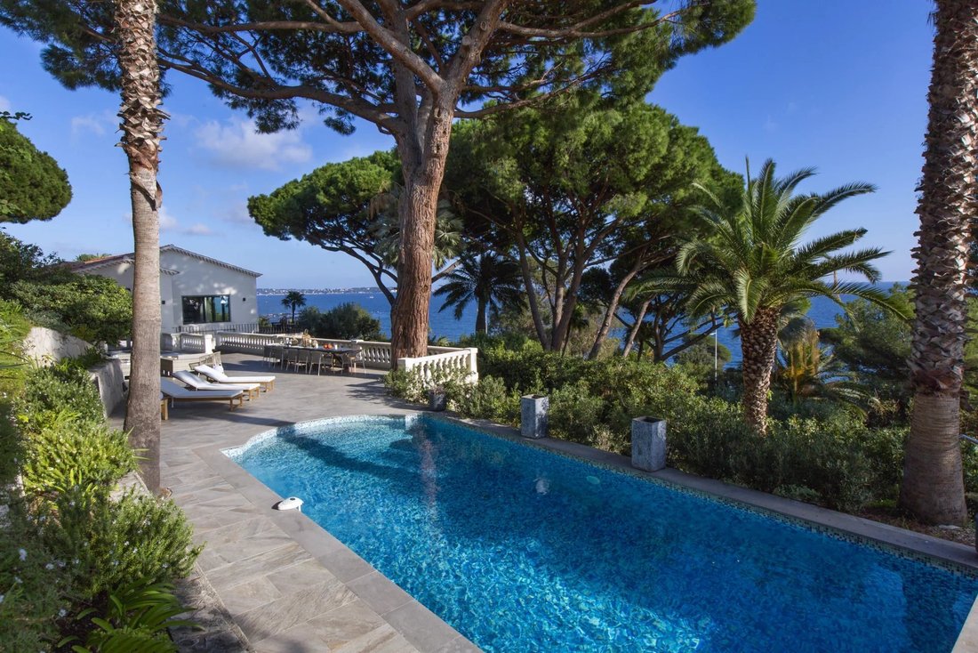 Villa in La Californie, Cannes, France 2 - 14926486