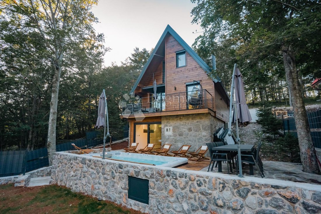 House in Opcina Cavle, Primorje-Gorski Kotar County, Croatia 2 - 14927586