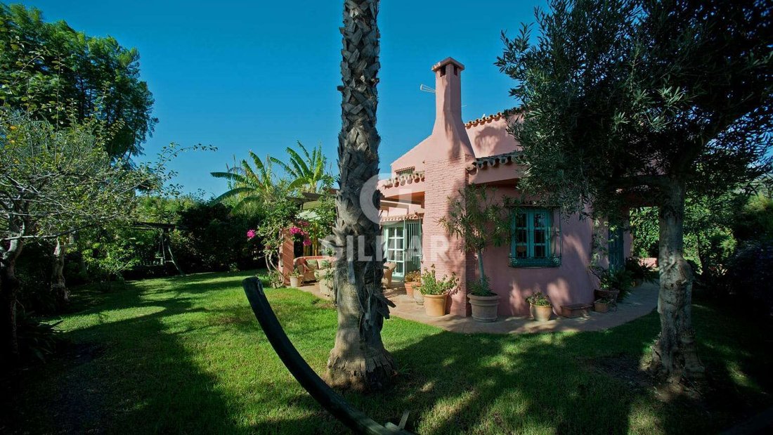 Villa in Estepona, Andalusia, Spain 1 - 14927678