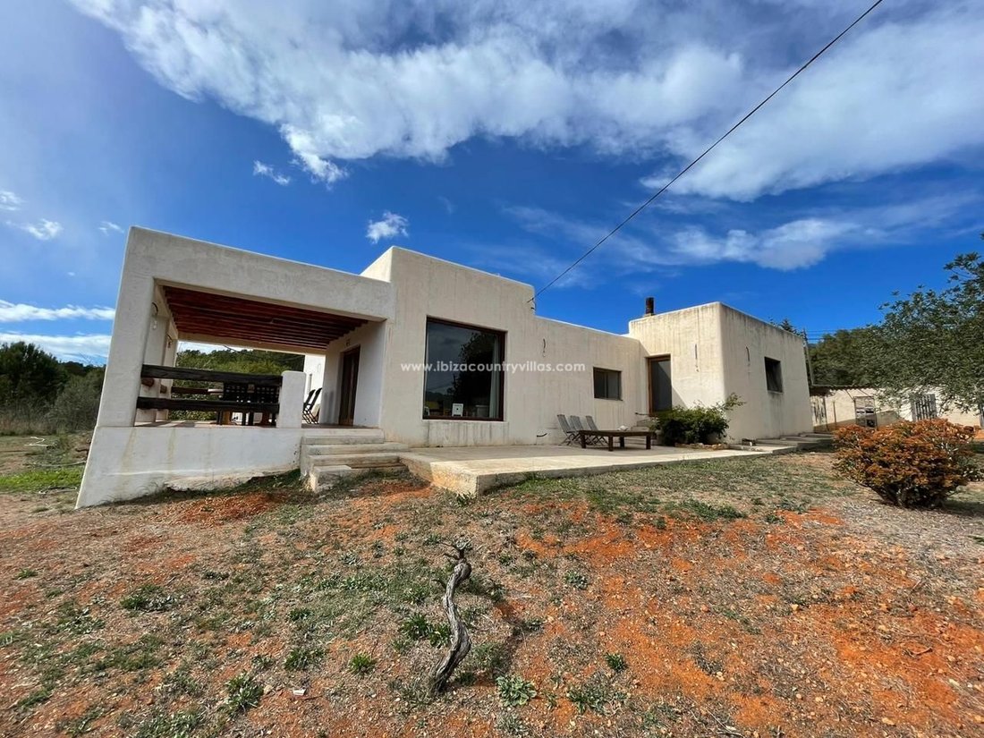 Villa in Santa Gertrudis de Fruitera, Santa Eularia des Riu, Balearic Islands 2 - 14010715