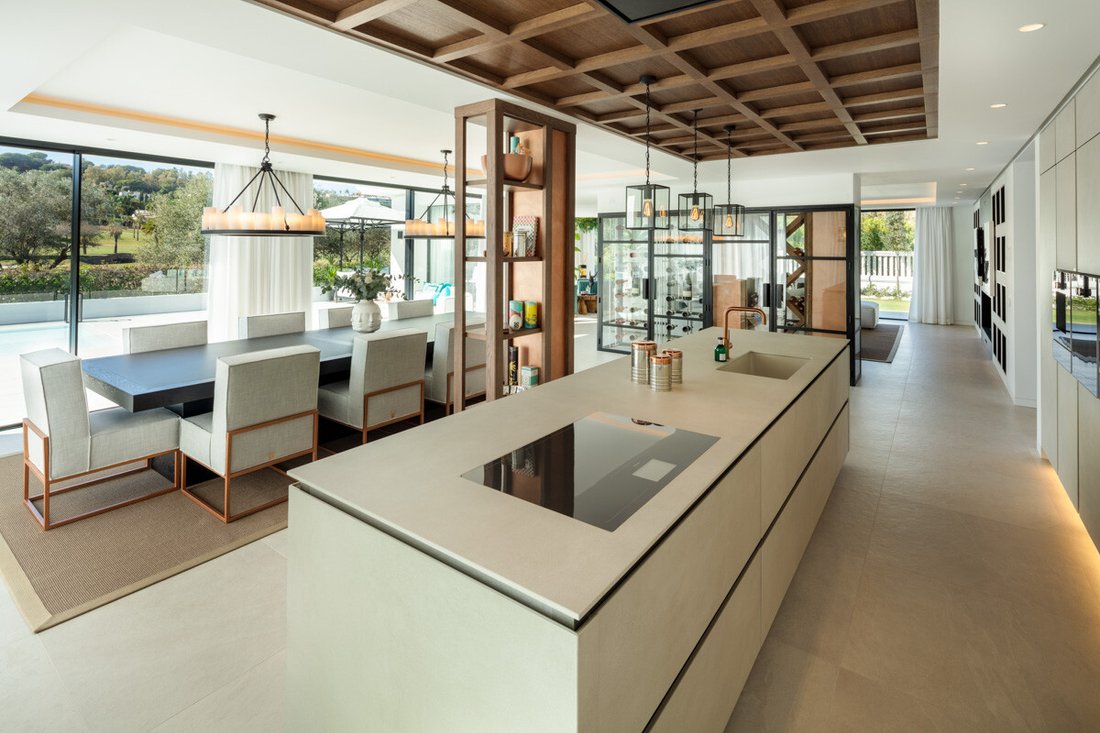 Villa in Nueva Andalucia, Marbella, Spain 4 - 14928231