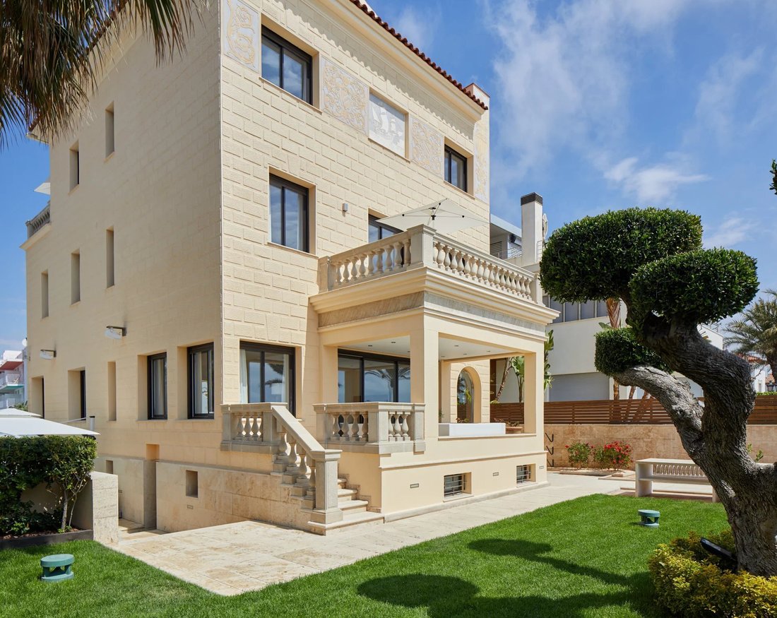 House in Sitges, Catalonia, Spain 1 - 14927756