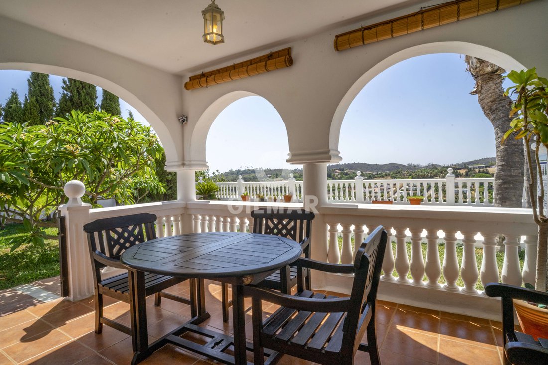 Villa in Estepona, Andalusien, Spanien 3 - 14927594