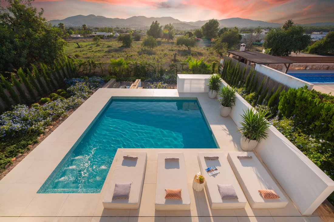 Villa in Ca na Negreta, Santa Eularia des Riu, Balearic Islands 4 - 14928479