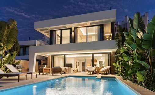 Villa in Estepona, Andalusia, Spain 1