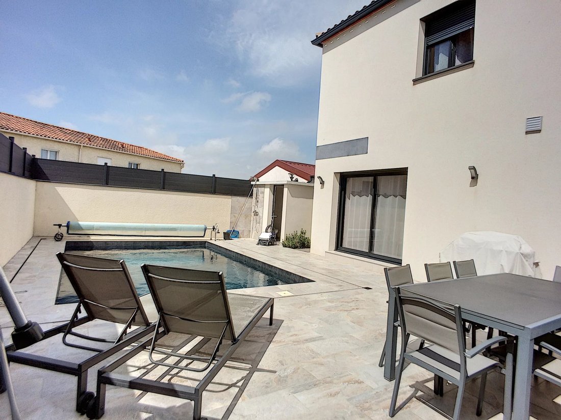 Villa in Villeneuve-de-la-Raho, Occitania, France 1 - 12170403