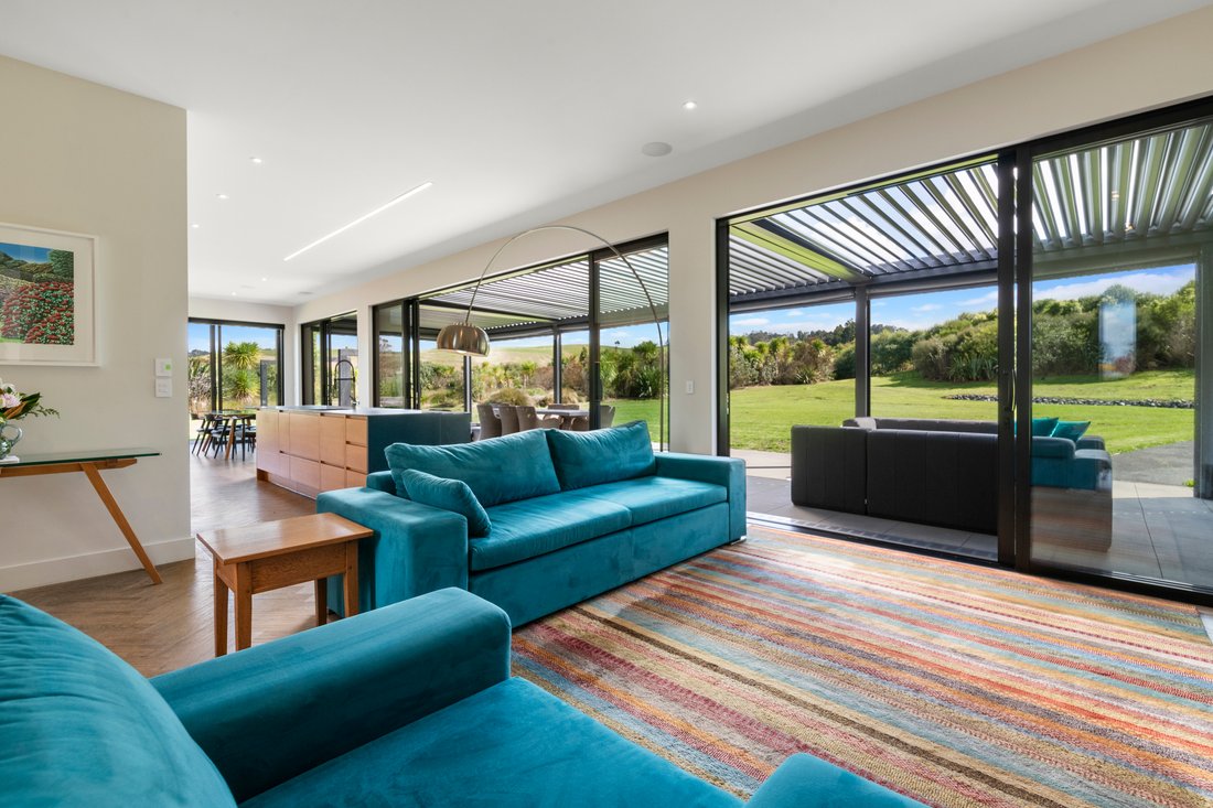 House in Wainui, Auckland, New Zealand 5 - 14926799