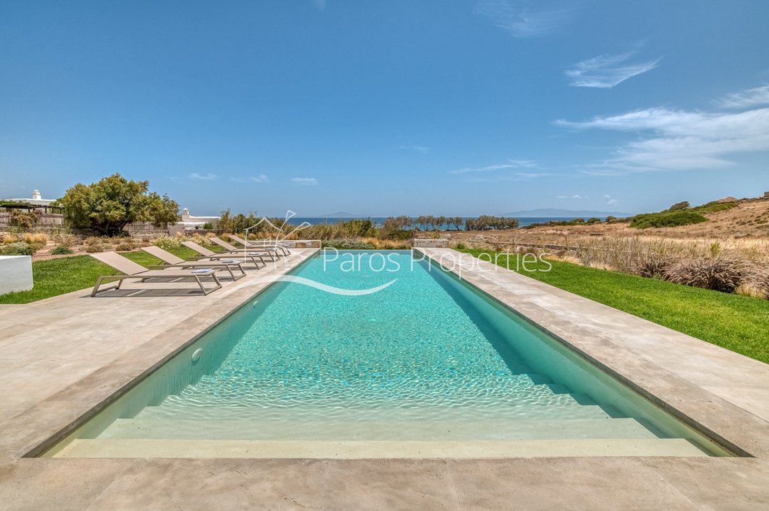 Villa in Paros, Aegean, Greece 1 - 14930143