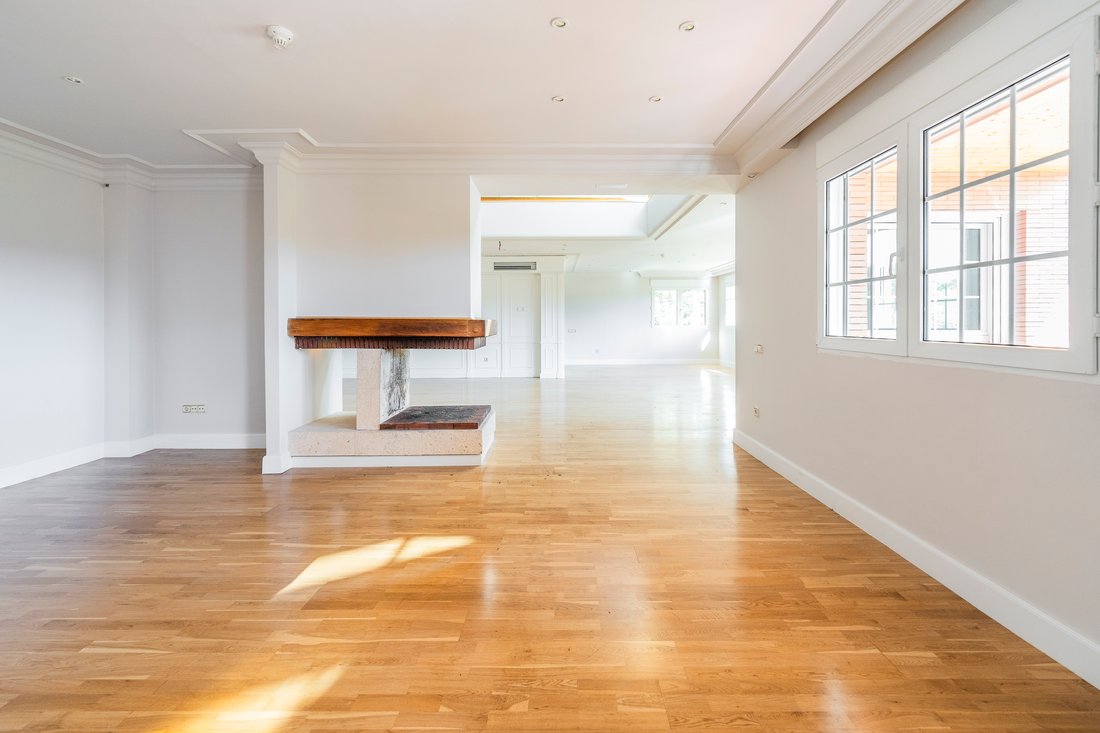Chalet a El Escorial, Madrid, Spagna 4 - 14930144