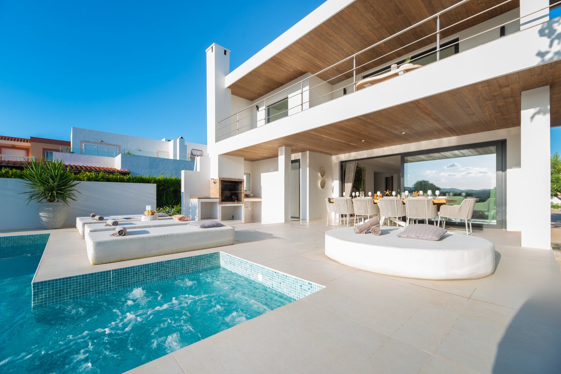 Villa in Ca na Negreta, Santa Eularia des Riu, Balearic Islands 3 - 14928479