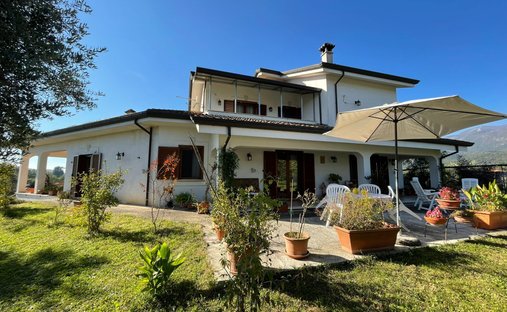 Villa in Isola del Liri, Latium, Italien 1