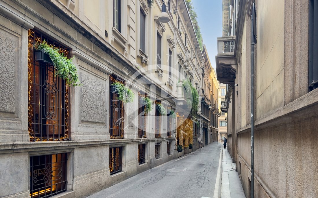 Apartment in Historic Center, Milan, Lombardy 1 - 14933450