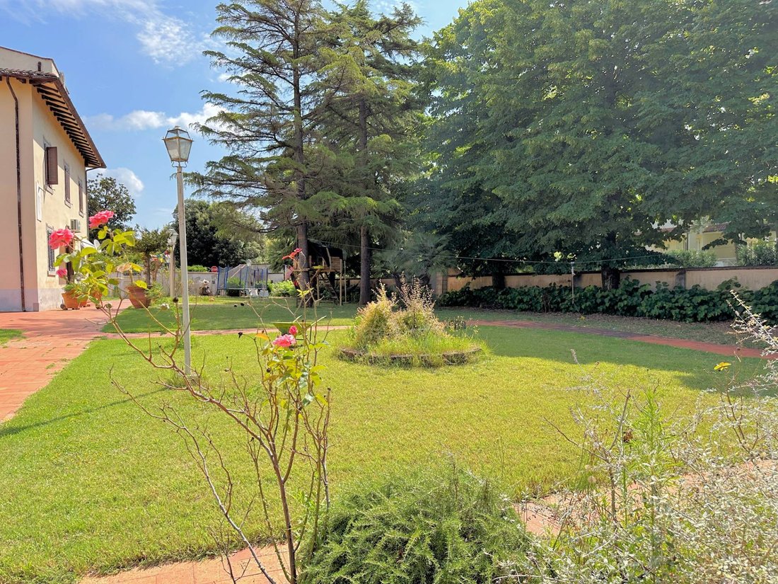 Villa in Bientina, Tuscany, Italy 4 - 14932235