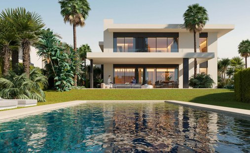 Land in San Pedro de Alcántara, Andalusia, Spain 1