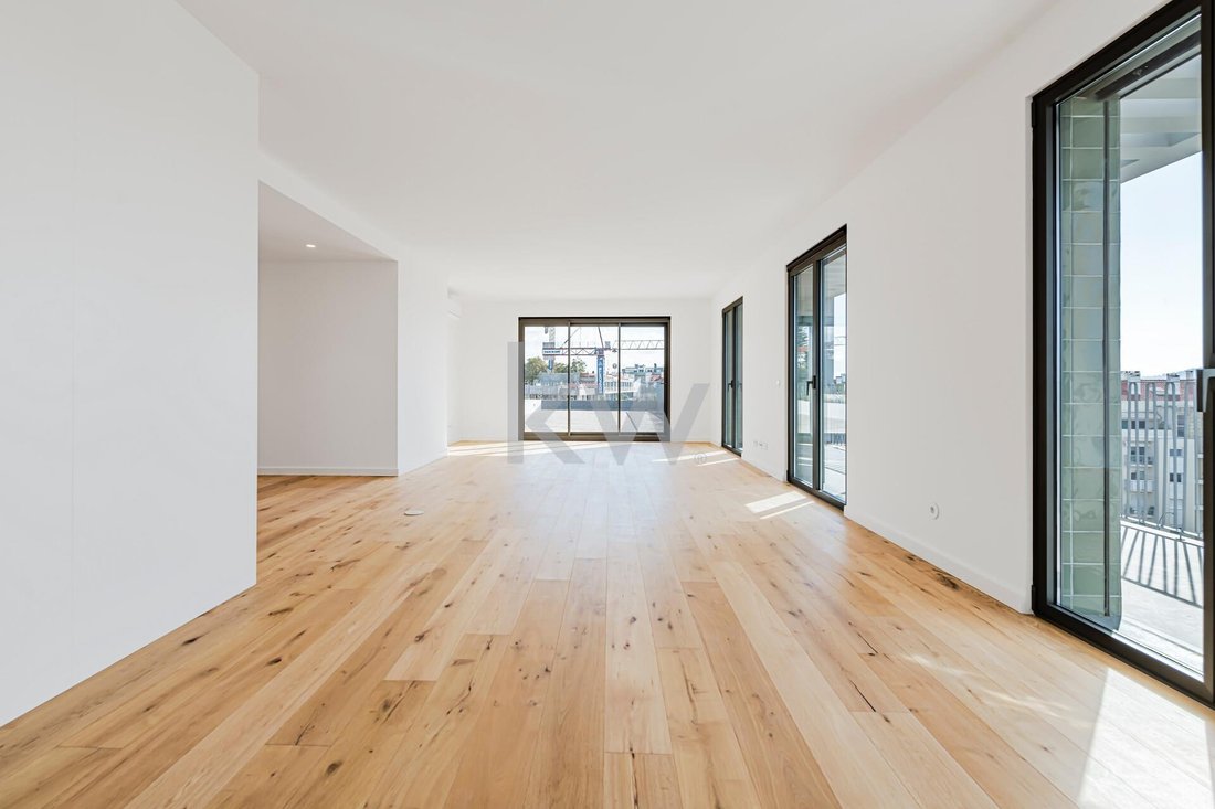 Apartment in Cedofeita, Santo Ildefonso, Se, Miragaia, Sao Nicolau e Vitoria, Porto District, Portugal 5 - 14934686