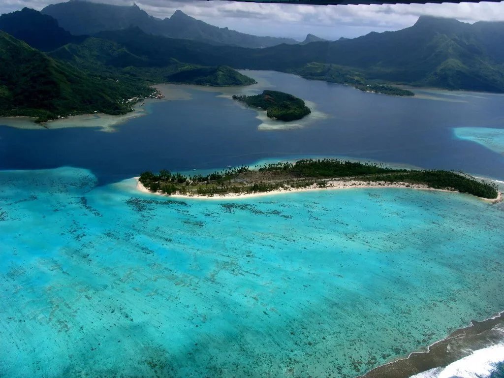 Estate in Uturoa, Leeward Islands, French Polynesia 2 - 14936645