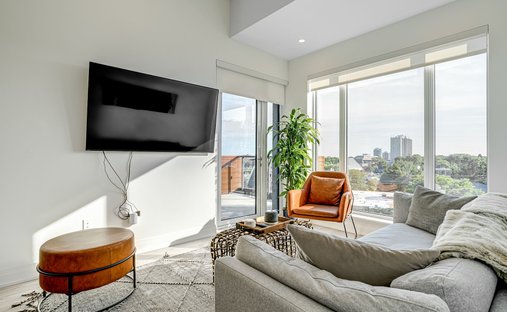 Condo in Mississauga, Ontario, Canada 1