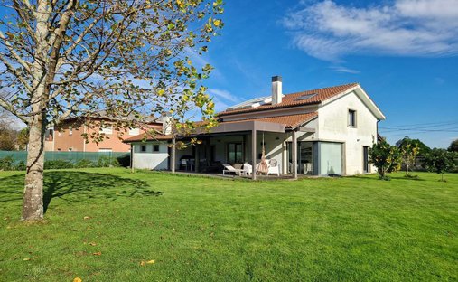 Maison à Calo, Teo, Espagne 1