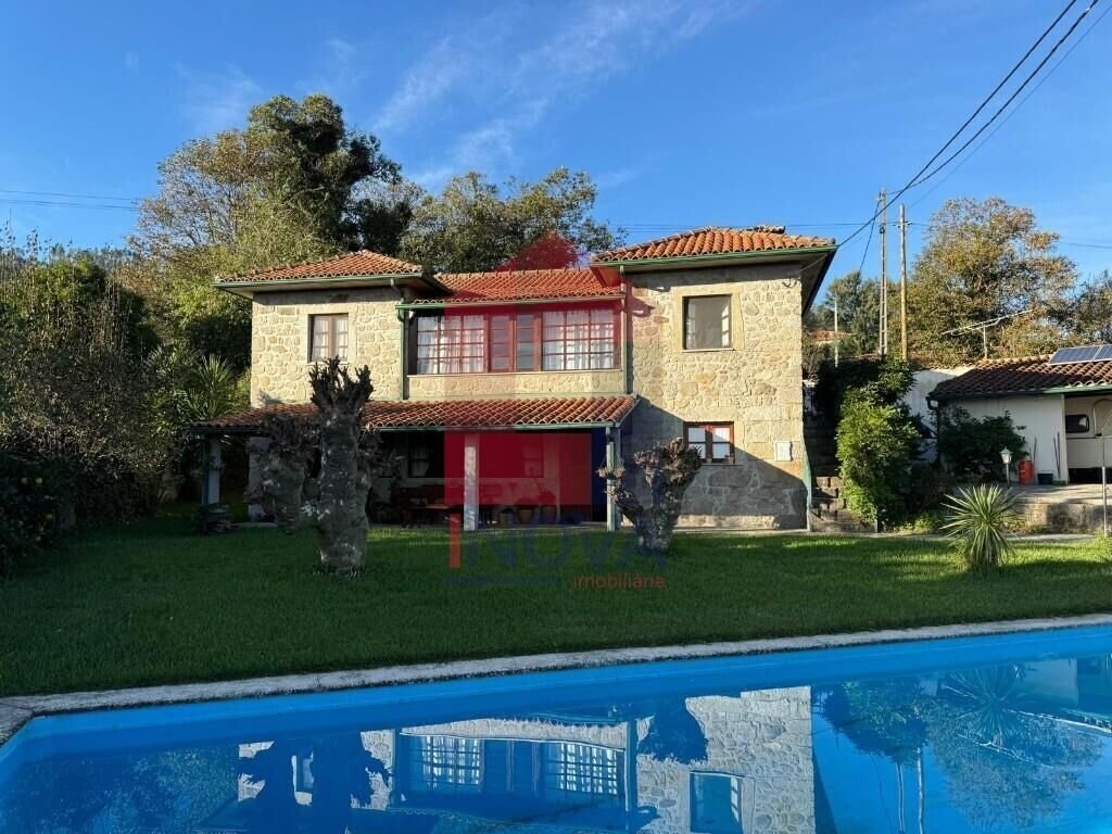 House in Prado (Sao Miguel), Braga, Portugal 1 - 14932394