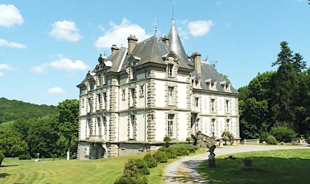 Rhône Alpes: Castle 590m2