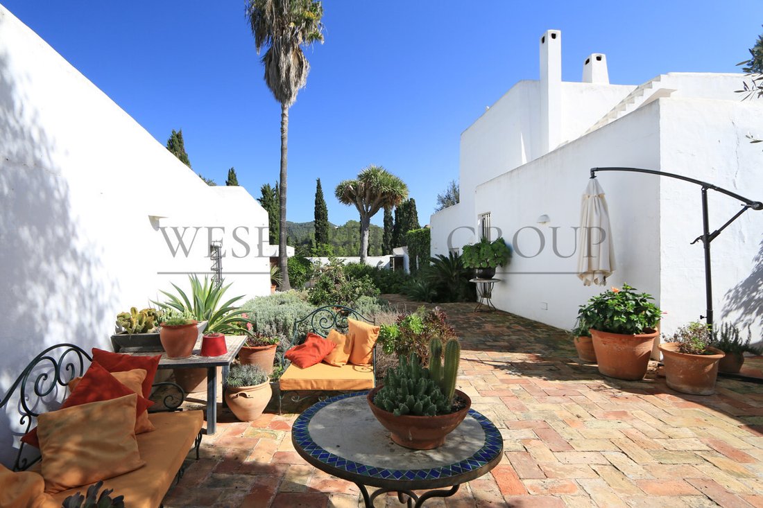 Villa in Cala Llonga, Ibiza, Santa Eularia des Riu, Balearic Islands 2 - 14938442
