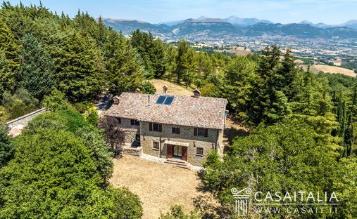 Country House in Gubbio, Umbria, Italy 1