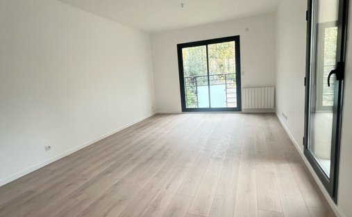 Apartment in Villejuif, Ile-de-France, France 1