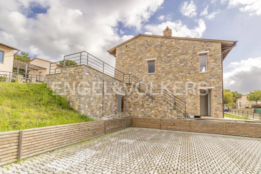 Villa in San Casciano dei Bagni, Tuscany, Italy 5 - 14940213