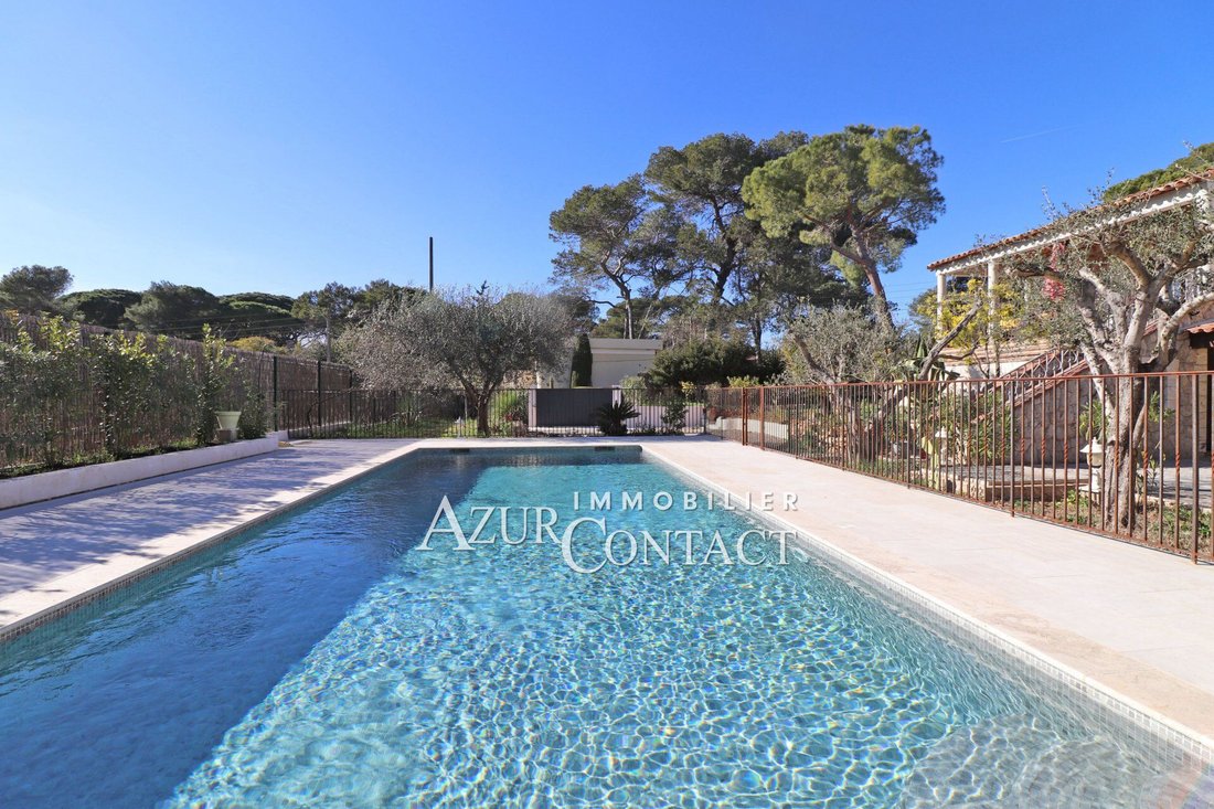 Villa in Maurice Jeanpierre, Le Cannet, France 2 - 14940946