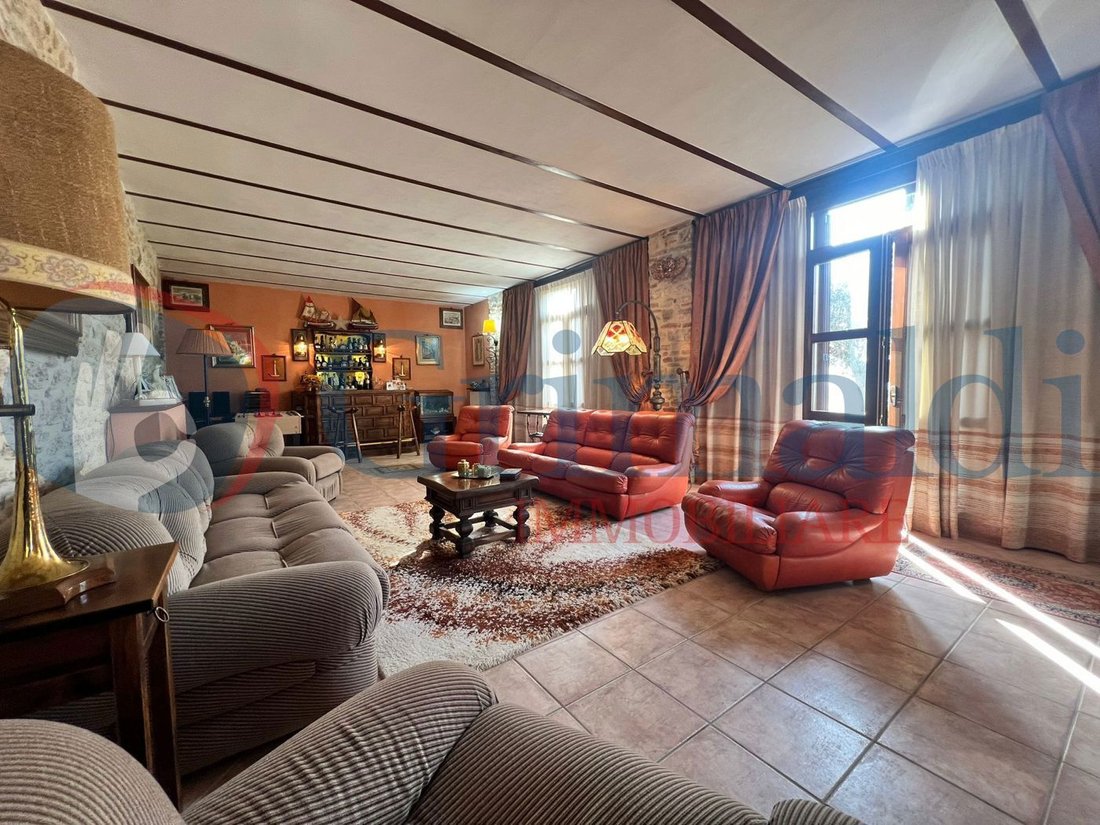 Villa en San Mariano, Umbría, Italia 5 - 14941077