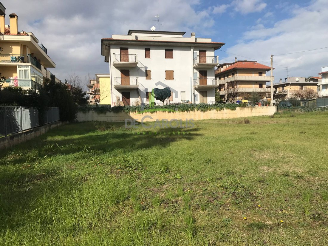 Land in Monteprandone, Marche, Italy 1 - 14942255
