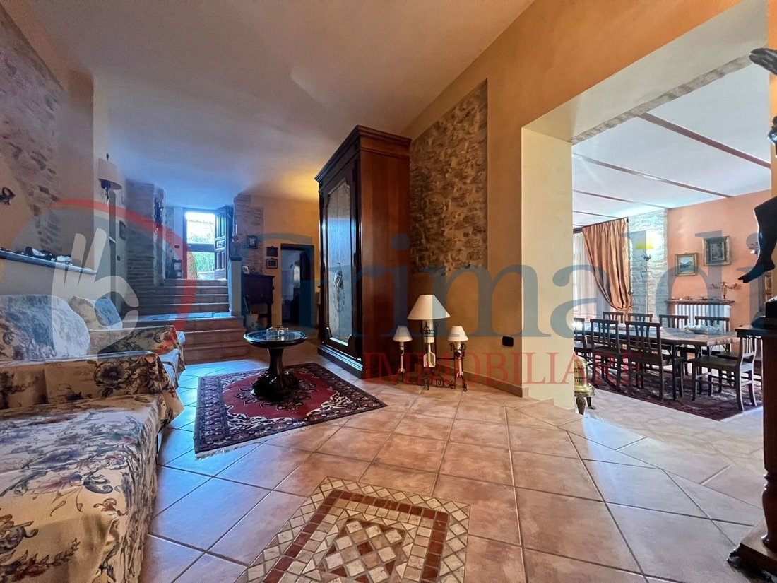 Villa en San Mariano, Umbría, Italia 3 - 14941077