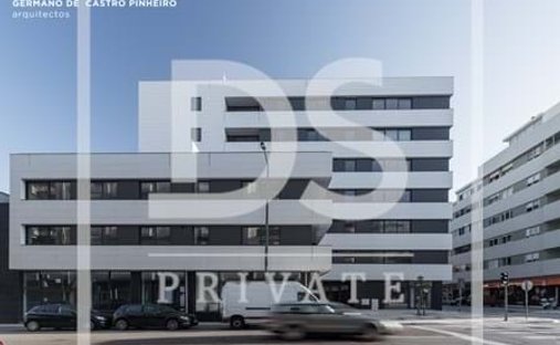 Apartment in Cedofeita, Santo Ildefonso, Se, Miragaia, Sao Nicolau e Vitoria, Porto District, Portugal 1