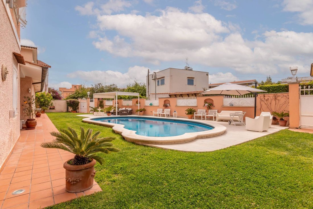 House in Borgo Montenero, Lazio, Italy 1 - 14940324