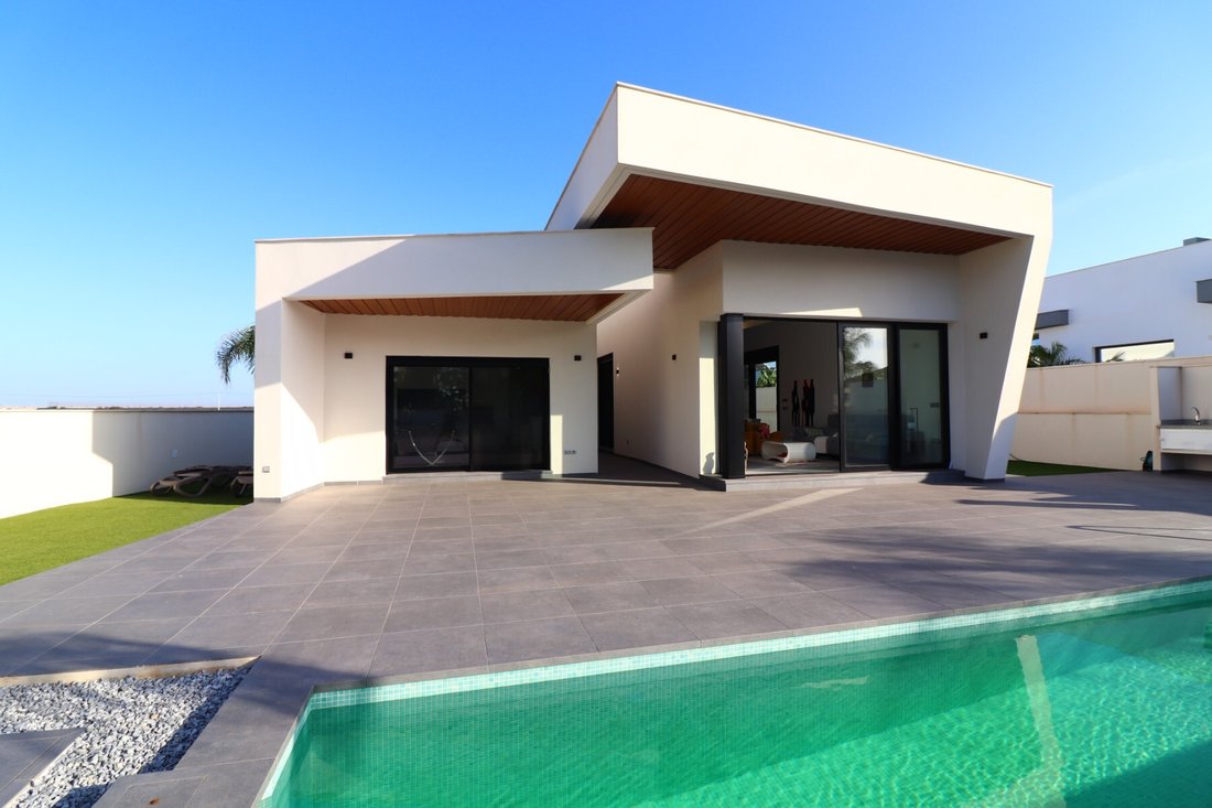 Villa in Formentera del Segura, Valencian Community, Spain 1 - 14940655