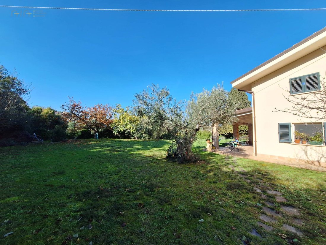 Country House in Ripatransone, Marche, Italy 4 - 14942253