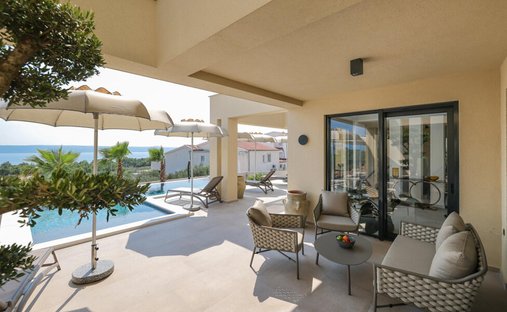 Villa in Maslenica, Zadar, Kroatien 1