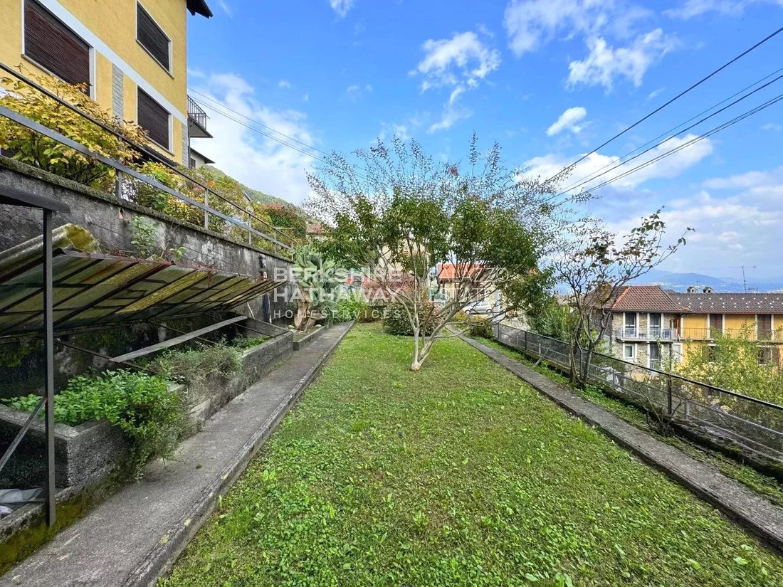 House in Oggebbio, Piedmont, Italy 4 - 14942715