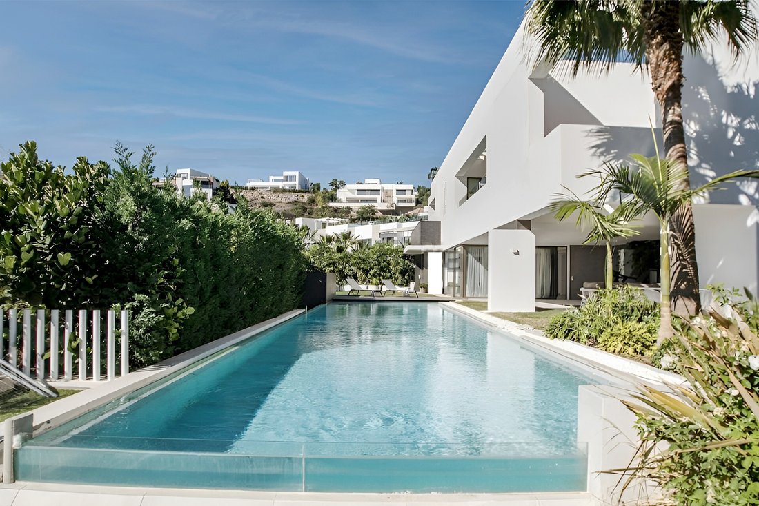 Villa in Benahavis, Andalusia, Spain 2 - 14942787
