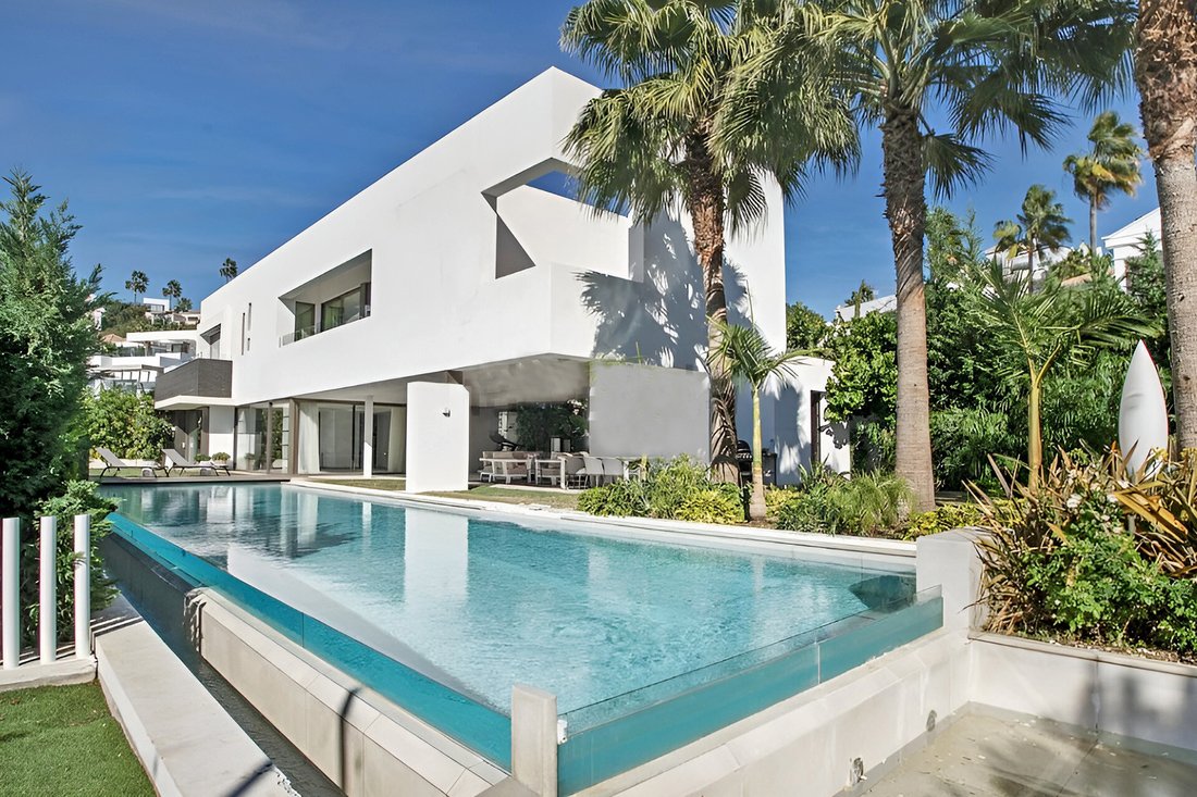 Villa in Benahavis, Andalusia, Spain 1 - 14942787