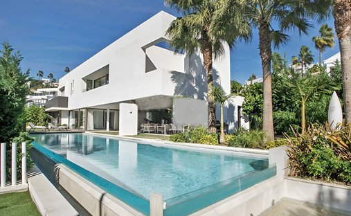 Villa in Benahavis, Andalusia, Spain 1