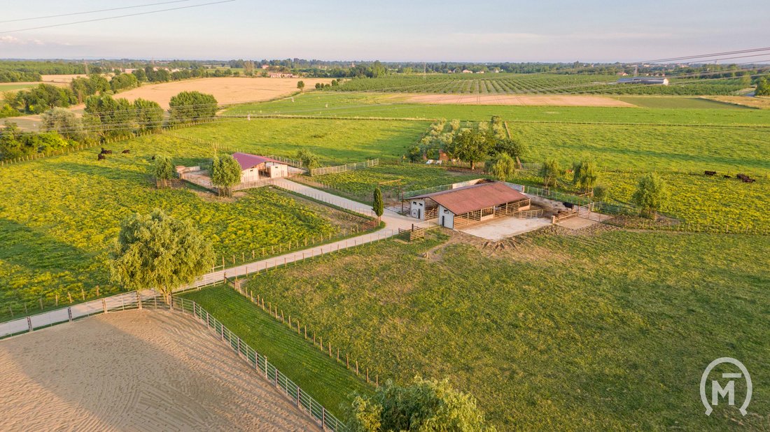 Corps de ferme à Aiello del Friuli, Frioul-Vénétie julienne, Italie 2 - 14943650