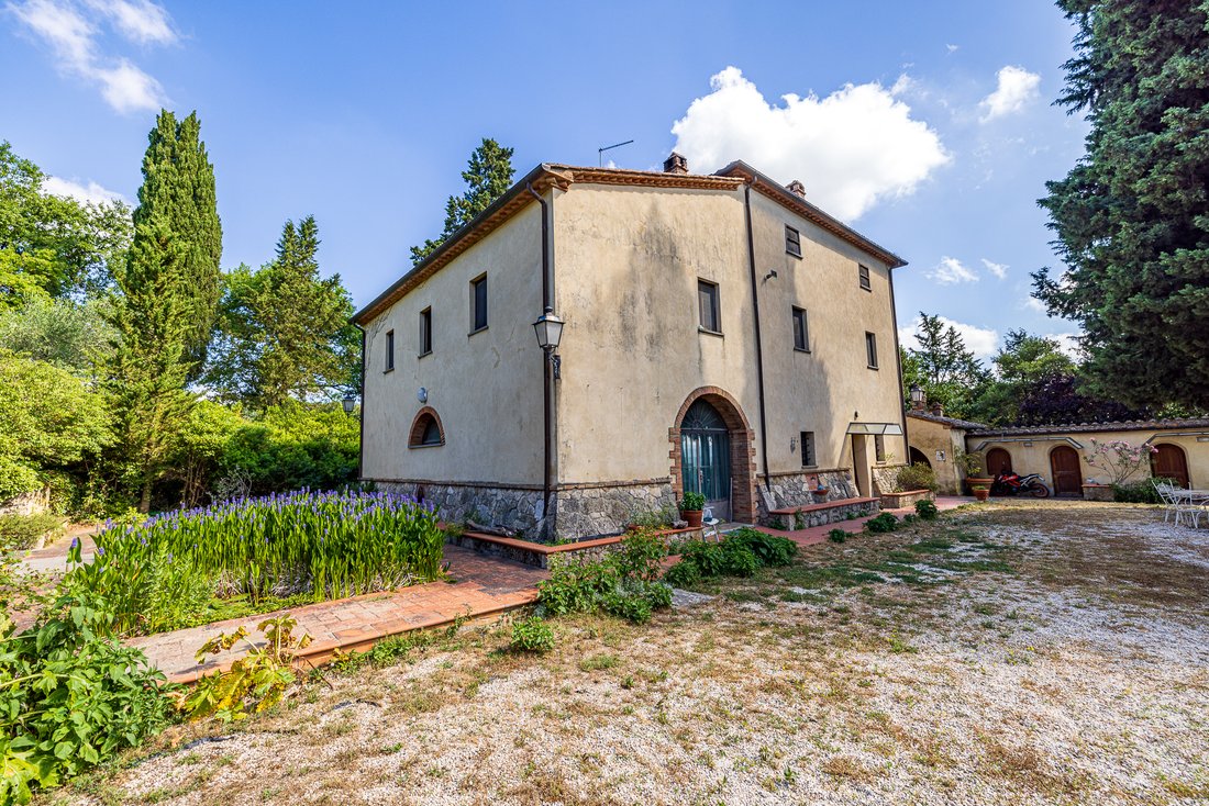 Villa in Sarteano, Tuscany, Italy 5 - 14943747